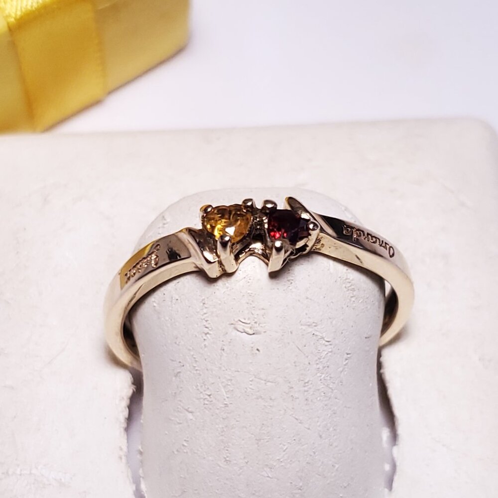 Estate .30ctw Natural Garnet and Citrine Heart Cut Dual 10Kt YG S-9.5 Ring#22582